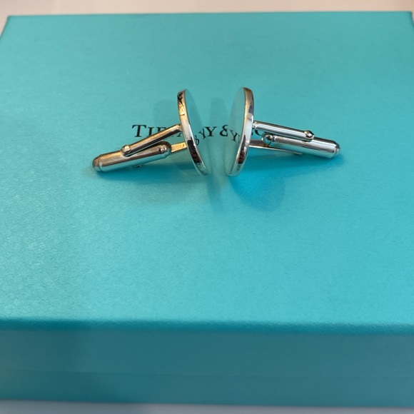 Tiffany & Co. Silver Cuff links - Picture 3 of 4